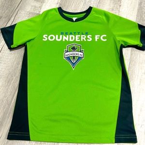 Seattle Sounders boys jersey - like new